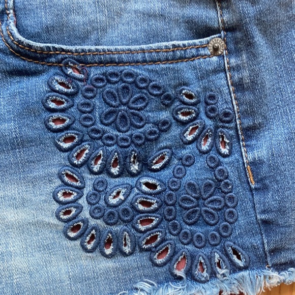 Aéropostale Jean shorts - Picture 8 of 13